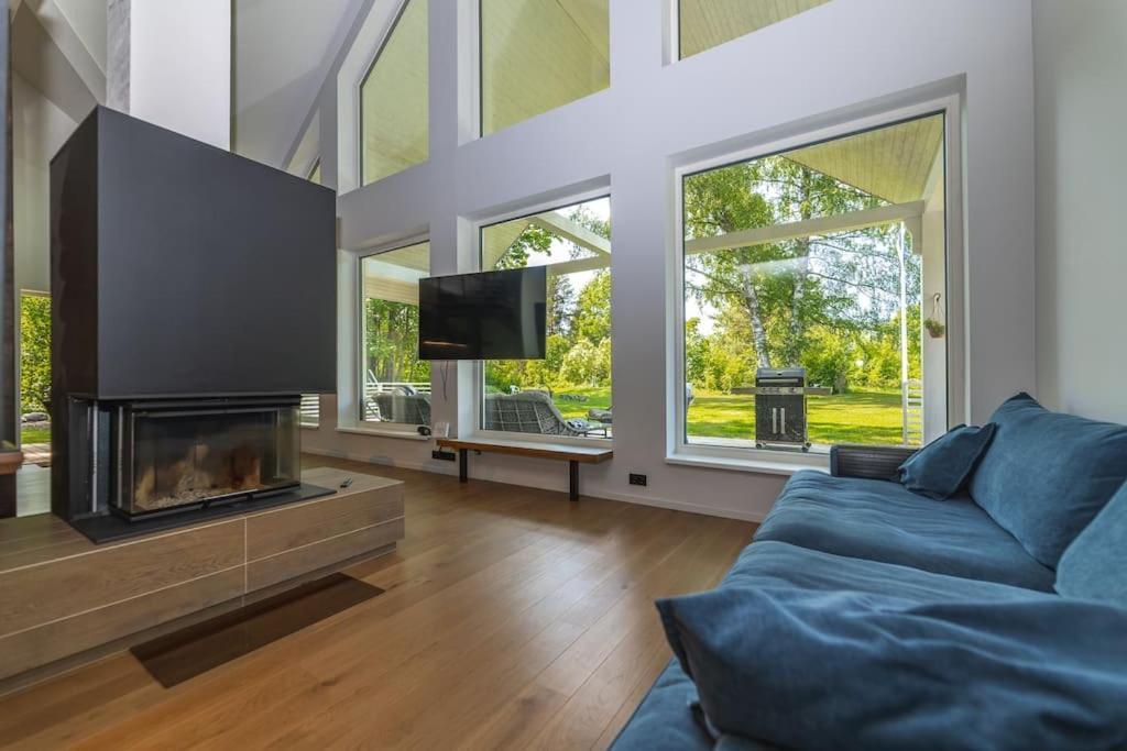 Modern Villa With Sauna & Hot Tub Hiiumaa Exterior photo