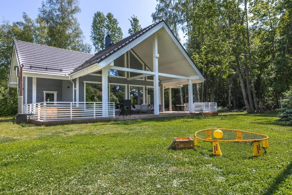 Modern Villa With Sauna & Hot Tub Hiiumaa Exterior photo
