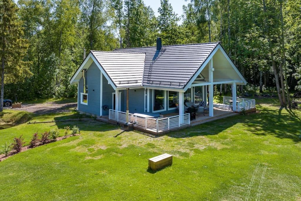 Modern Villa With Sauna & Hot Tub Hiiumaa Exterior photo